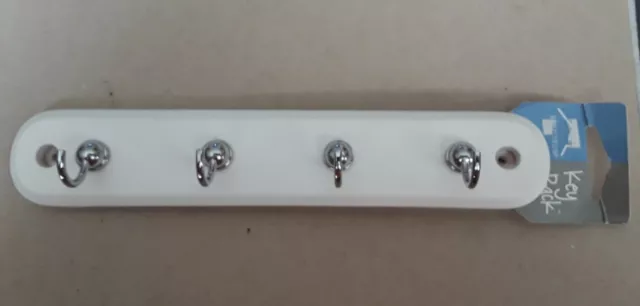 Llavero de madera blanca Spectrum con cuatro ganchos cromados, ¡nuevo!