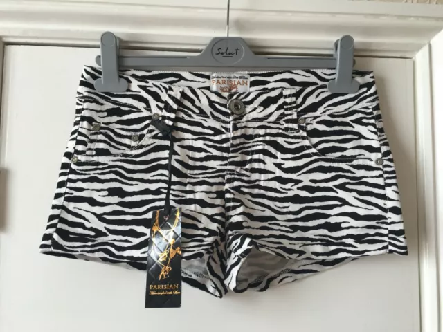 Parisian Women's zebra animal print white black shorts size 8 BNWT