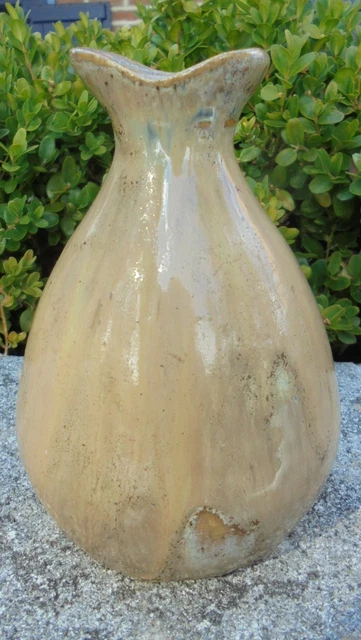 Vase Ancien En Grès  Signature A Identifier D2940