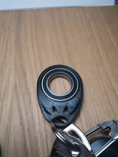 Keychain SPIN IT! amazing antistress fidget spinner for people with ADHD