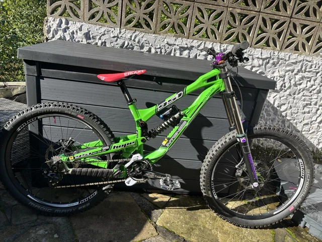 INTENSE951 FOX DHX RC4付き　26インチ INTENSE951 FOX DHX RC4付き 26インチ