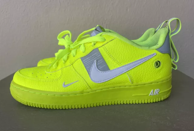 Nike Air Force 1 Low LV8 Utility GS Volt