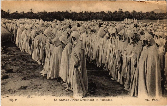 CPA AK The Great Prayer Ending Ramadan Algeria (1189064)