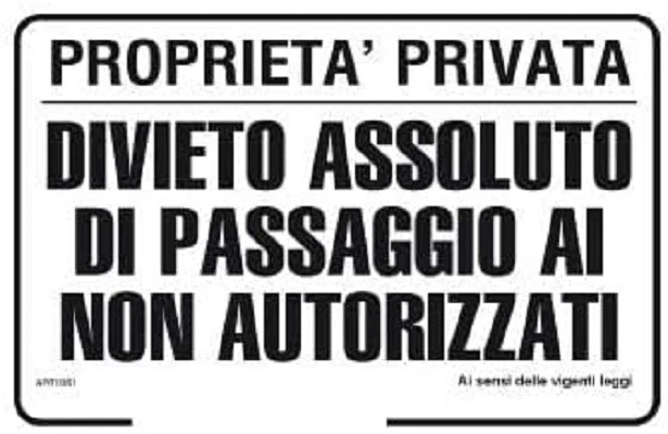 Cartello Proprietà privata divieto di raccolta castagne e funghi ed