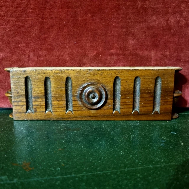 Antique bullseye groove column walnut carving pediment For your french decor
