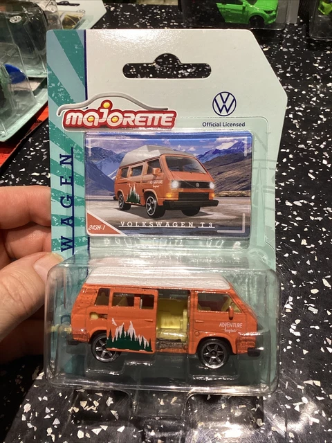 Miniature Volkswagen Bus Ambulance Mandarin - Singapour - Copie Majorette Ancienne Et Rare