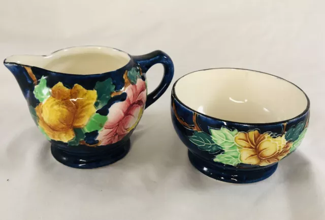 vtg MALINC "Newcastel on the Tyme" England Floral Embossed Creamer & sugar bowl