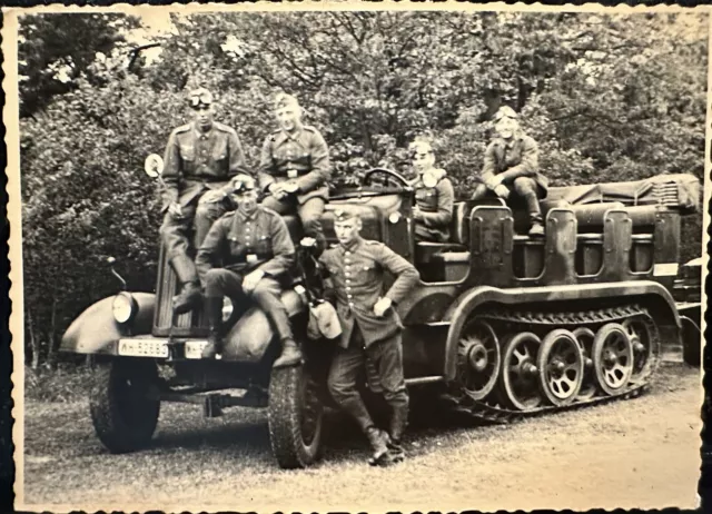 GERMAN PHOTO ww2 ARCHIVE : WEHRMACHT av SdKfz 7