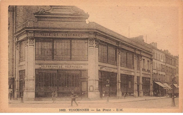 94 Vincennes #21757 Post Telegraph Phones