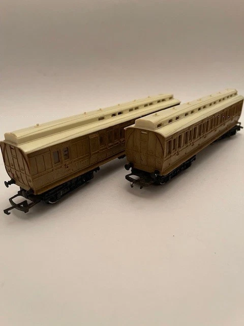 Triang R3m TRI-ANG R332 LNER Celestory Teak Coaches 61456 62420 £26.72 - PicClick UK
