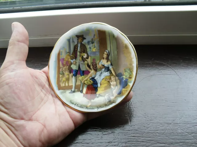 Denbro Bone China "Cries of London" Trinket / Pin Dish 12cm "Primroses"