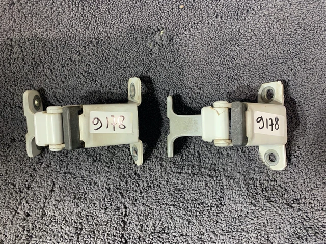 Charniere De Porte Arriere Droit Renault Kangoo 2 Phase 1
