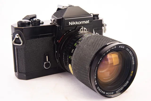 Cámara fotográfica Nikon Nikkormat FT2 35 mm SLR con lente zoom Soligor 28-80 mm V14 2