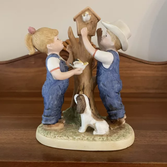 Denim Days Homco ‘Our Birdhouse’ Debbie Danny 1985 #8888 Porcelain Figurine