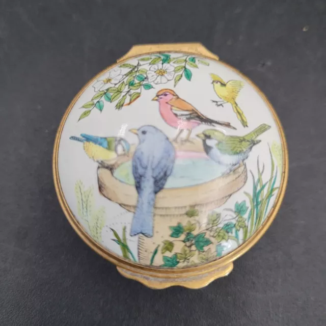 Vintage Halcyon Days Enamels England Trinket Pill Box Bird Bath Garden Scene