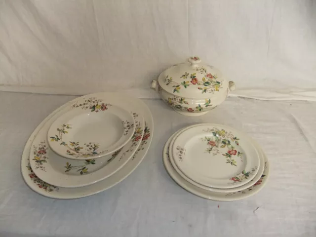 c4 Pottery Copeland Spode - Thelma - vintage floral tableware plates - 5C3B