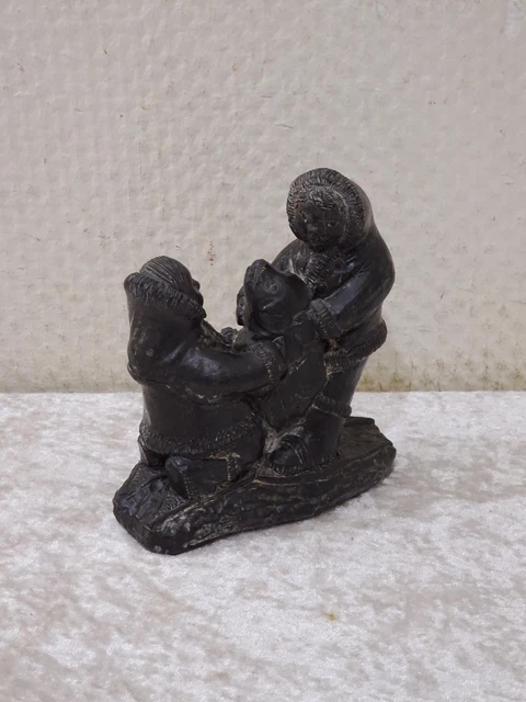 The Wolf Sculptures Steatite Intagliato Inuit Eschimesi Robbe Foca Handmade