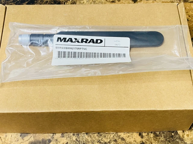 Maxrad Kentrox Antenna 806-960/1710-2170 MHz Blade BMPAMB8062170RPTNC