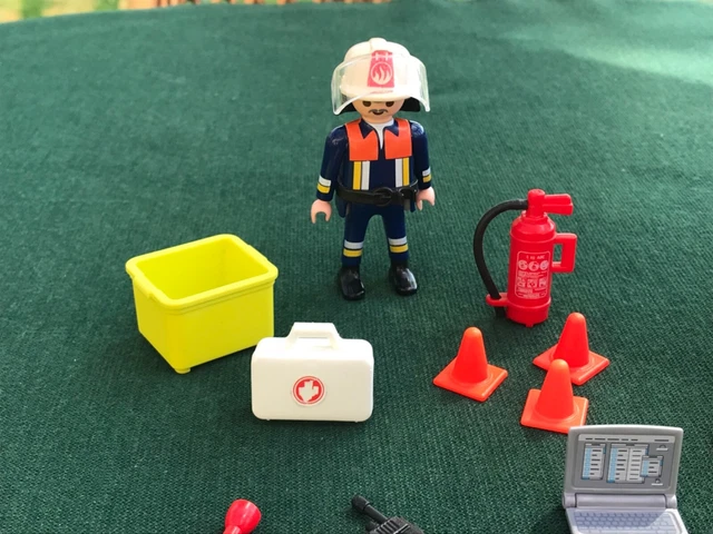 Playmobil 6583 - Capo Dei Pompieri Team A, Personaggio Singolo In Imballaggio Di Plastica (Senza Scatola) - 6