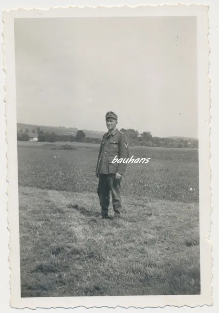Foto Soldat wehrmacht  mit Orden  2.WK  (n460)