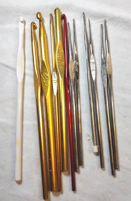 12 Vintage Boye Crochet Hooks Lot Various Sizes 12 Vintage Boye Crochet Hooks Lot Various Sizes