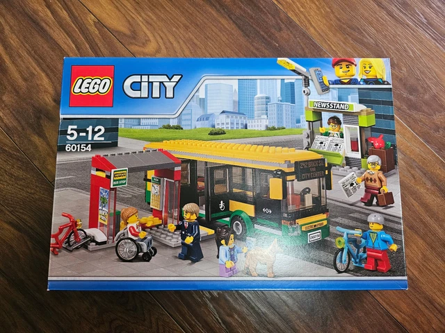 LEGO 60154 CITY BUS STATION Yellow Bus 6 Minifigure BNIB Rare