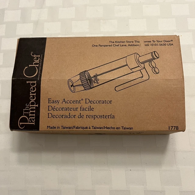Kit de glaseado de pasteles The Pampered Chef decorador de acento fácil # 1778