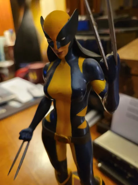 Diamond Select Marvel Gallery X23 as Wolverine Variant Masked 9" PVC Statue