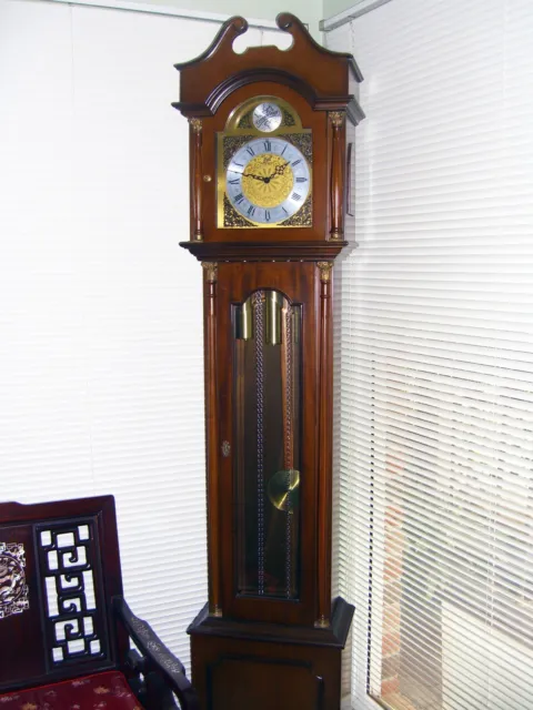 Grandfather/Grandmother Clock