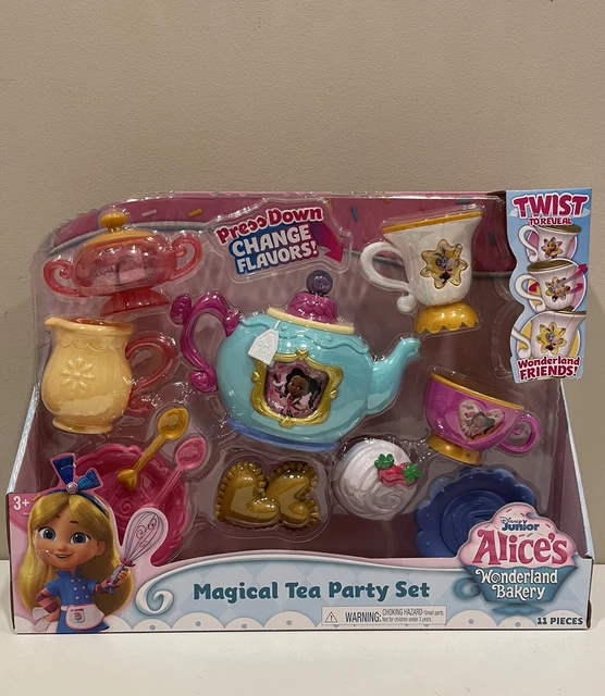 DISNEY JUNIOR ALICE’S Wonderland Bakery Tea Party Set NEW 2022 £41.03