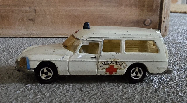 Miniature Majorette Citroën DS21 Ambulance (Série 200, #206) - Echelle 1/60, Blister Scellé