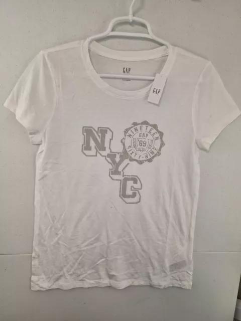 Gap NYC Women's Medium White Cap Sleeve Favorite T-Shirt NWT $19.99