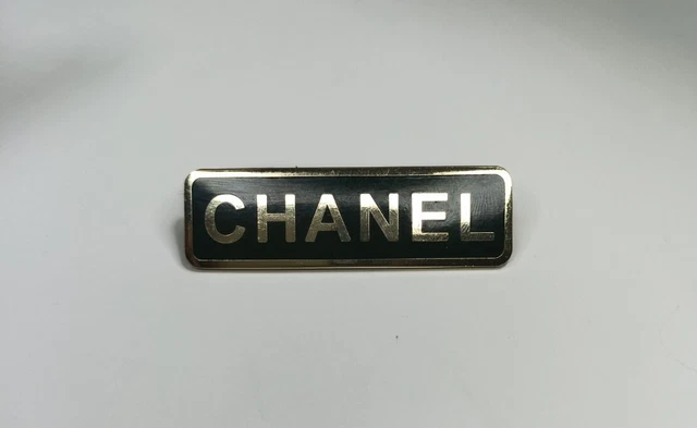 Gucci sales pin badge