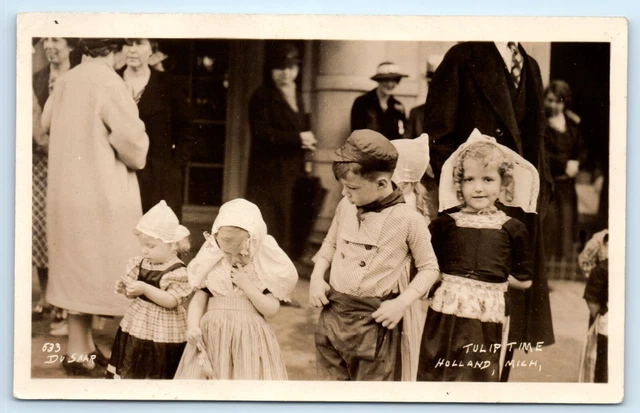 POSTCARD RPPC Tulip Festival Holland Michigan Children Dutch Dress Saar Photo