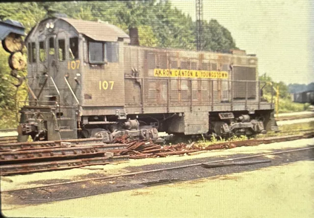 Vtg 35mm Slide Akron Canton  & Youngstown Railroad Train Engine 105 Duplicate