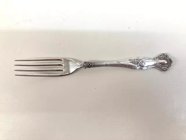 1847 Rogers Bros Vintage Grape Pattern Silver Plate Youth Fork 6 1/4" No Mono A1