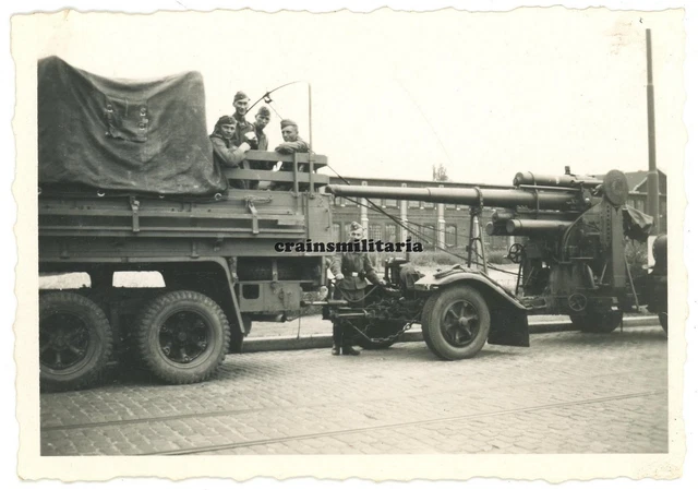 orig-foto-lkw-mit-schwere-flak-gesch-tz-lafette-in-frankreich-eur-9-99