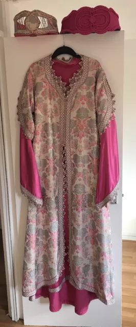 Stunning Ladies Cream Fuchsia Pink & Light Aqua 2-piece Moroccan Kaftan & 2Belts