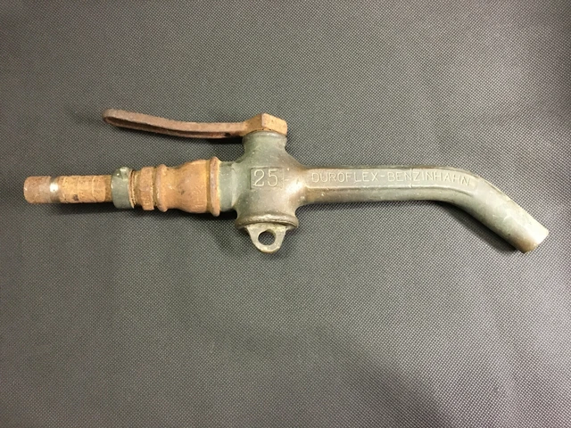 alter DUROFLEX-BENZINHAHN Messing Zapfhahn TUBOFLEX HAMBURG ca. 50er Jahre