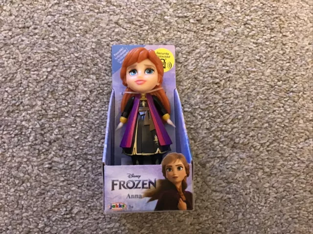 Disney Frozen Anna Mini  Doll Poseable 3” Figure With Dark Purple Cloak - New