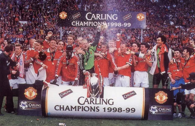Man Utd Football Team Photo>1998-99 Season