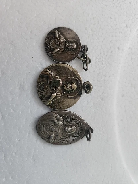 Médaille Argent XIXe Siècle - Cœur Sacré De Jésus 'Ayez Pitié De Nous' - 24x17 Mm - Neuf