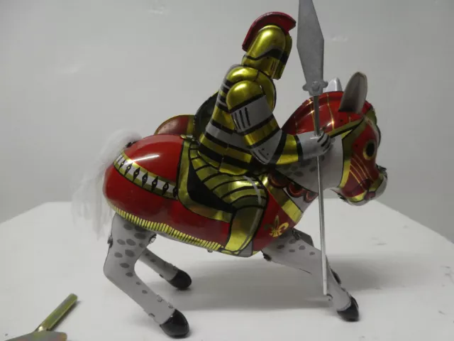 Blechspielzeug Ritter mit Pferd und Lanze,unbespielt aus Sammlung. 3