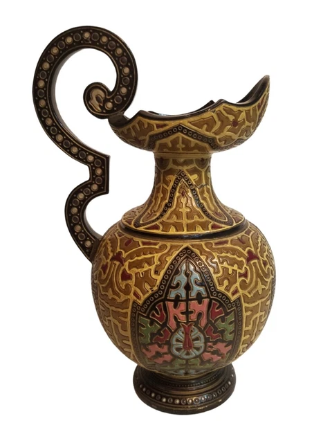 Art Nouveau Wilhelm Schiller & Sons marked WS&S Majolica vase multicolor Antique