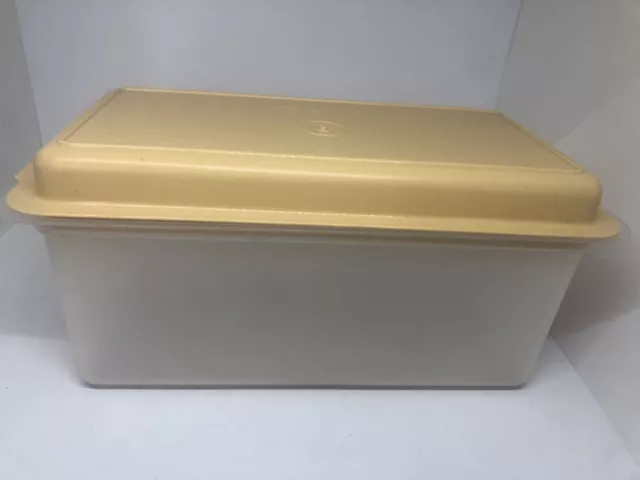 Tupperware Bread Loaf Keeper Storer No. 172-10 Harvest Gold Lid As New 25X10Cm