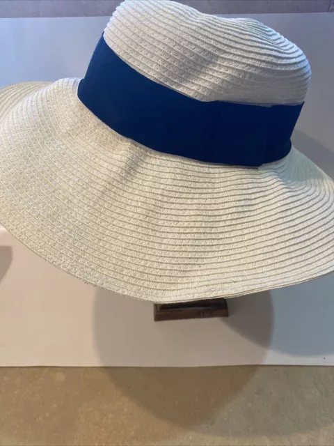 Nordstrom Floppy Straw Sun Hat Off Whit With Black Ribbon Apx 6 3/4 Size Beach