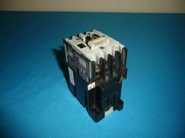 Allen Bradley 100-A09ND3 100A09ND3 Contactor