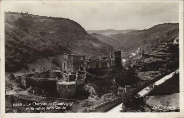 CPA CHOUVIGNY Le Chateau de Chouvigny et la Vallee de la Sioule (1220379)