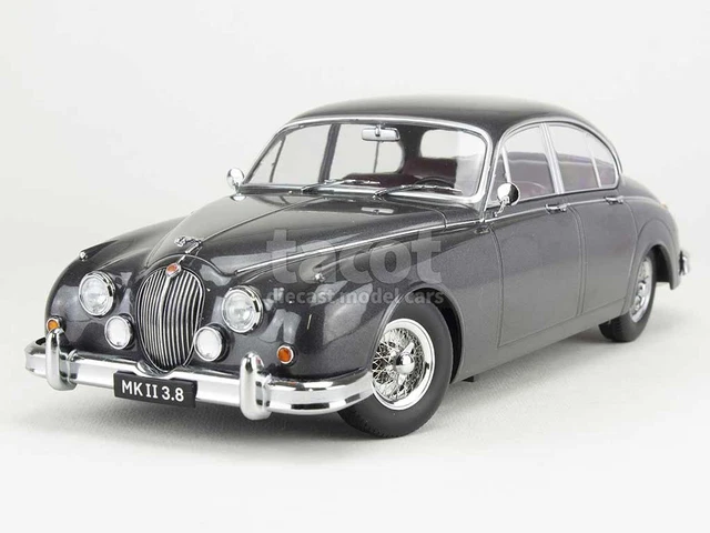 Jaguar mk ii 3 8 l abbaye de chaalis sept 2022