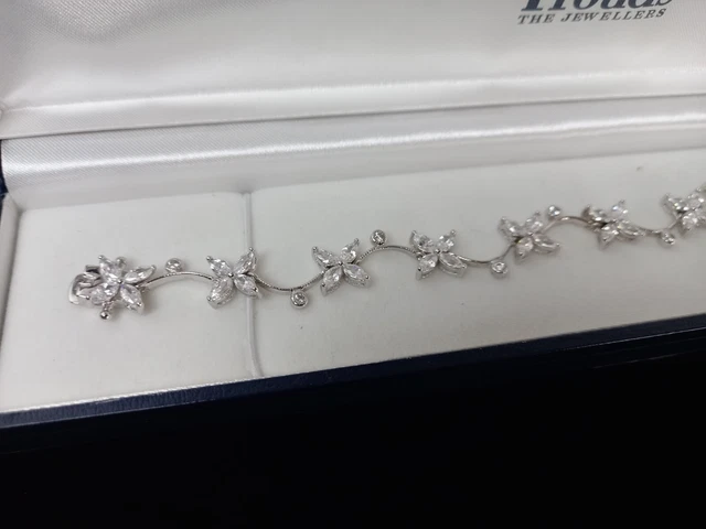 Irish Celtic Design Expandable Adjustable Bangle Bracelet for